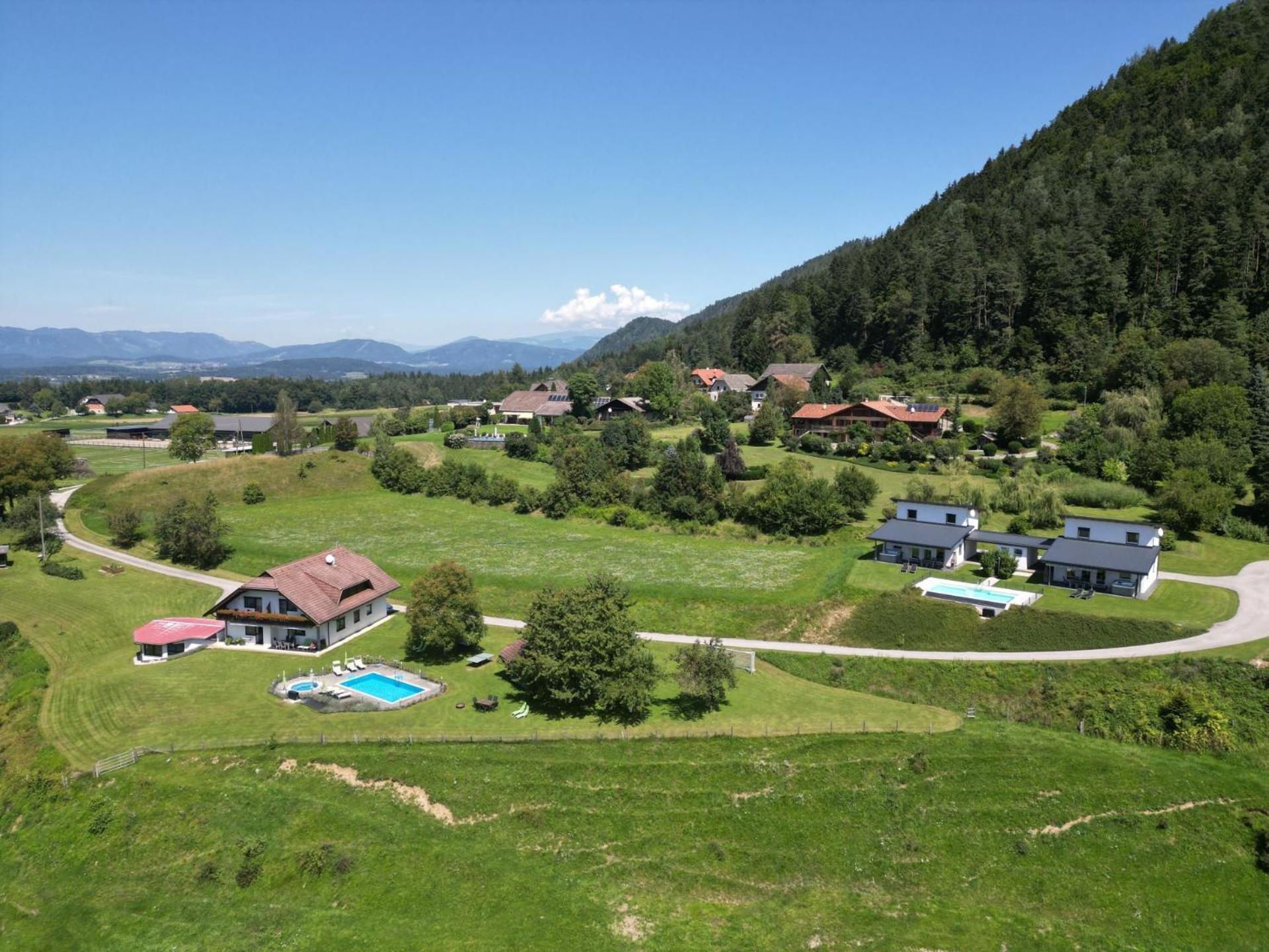 Ferienhaus Kaiser Villa Gallizien Dış mekan fotoğraf