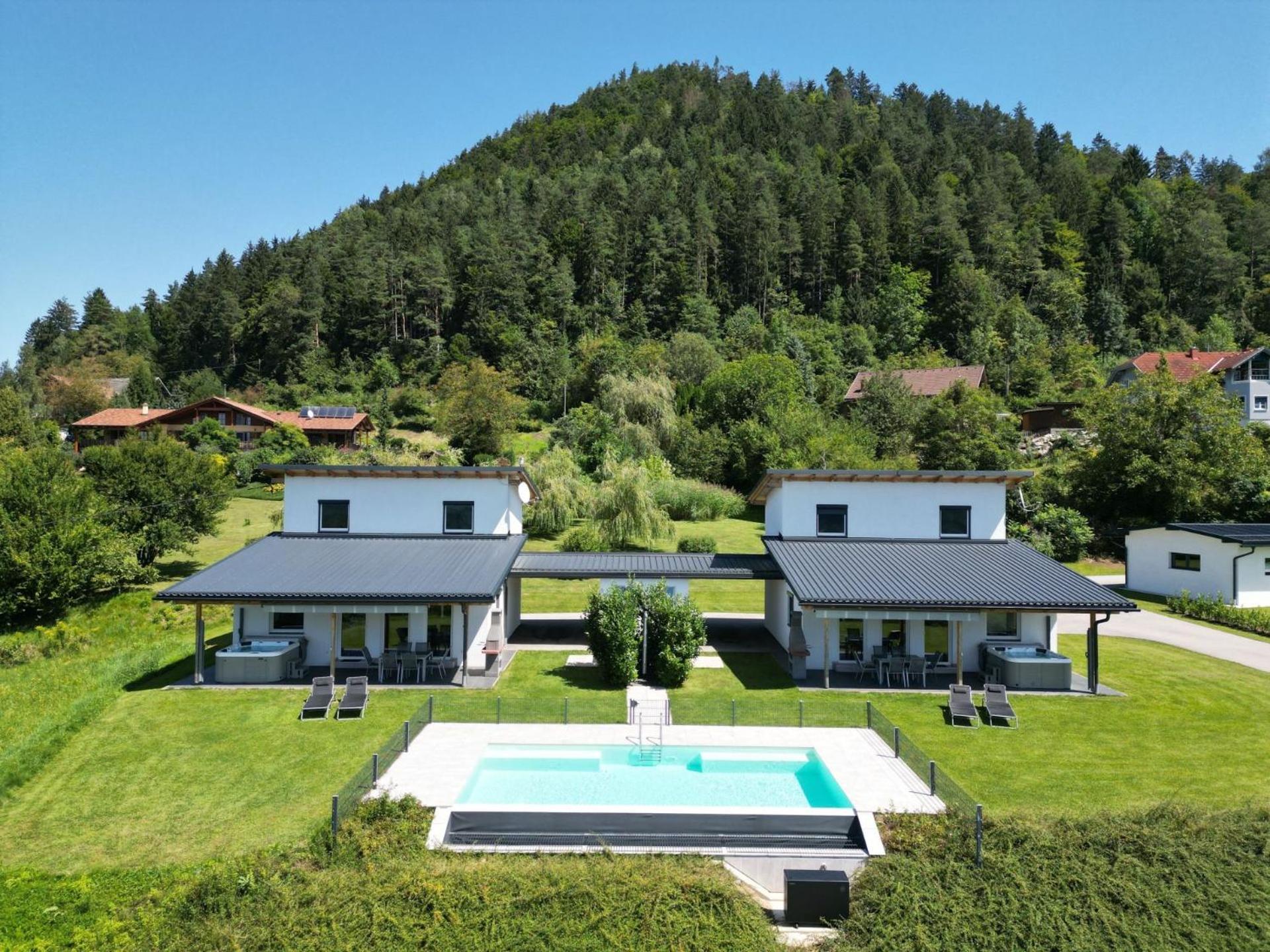 Ferienhaus Kaiser Villa Gallizien Dış mekan fotoğraf